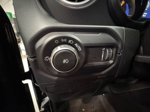 New 2026 Jeep Wrangler Unlimited Sahara AWD/4WD image 26