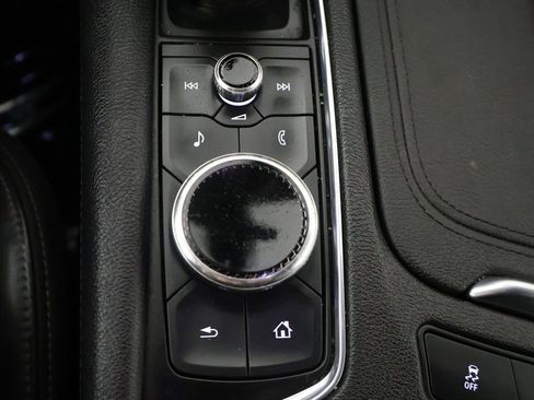 Used 2022 Cadillac XT6 Premium Luxury image 49