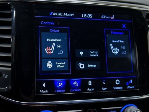 Used 2022 Jeep Grand Cherokee Laredo X AWD/4WD image 34