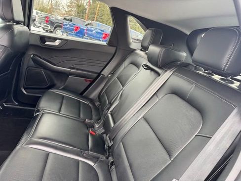 Used 2025 Ford Escape Platinum image 39