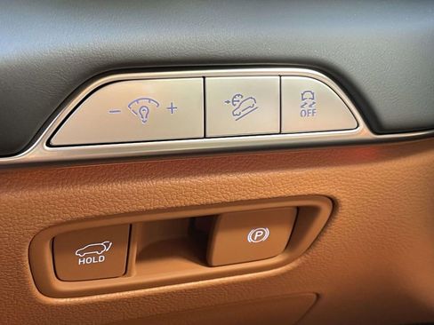 New 2026 Genesis GV80 3.5T Advanced image 13