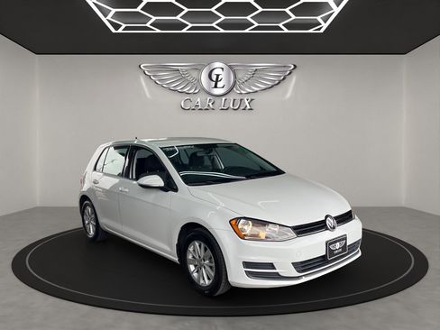 Used 2016 Volkswagen Golf S image 1