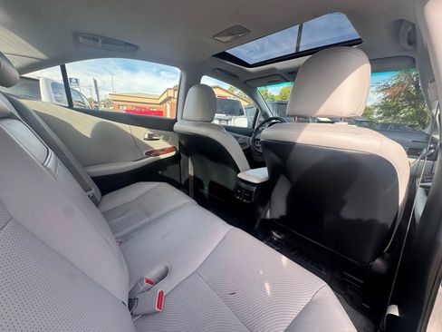 Used 2010 Lexus HS 250h Premium image 25