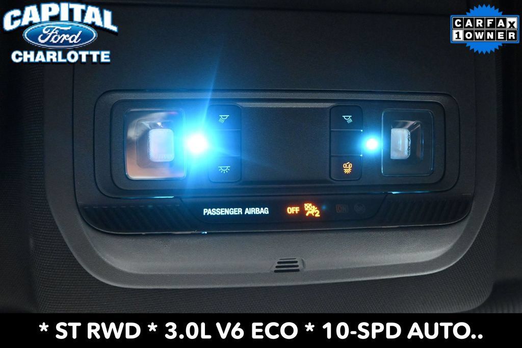 Used 2025 Ford Explorer ST RWD image 18
