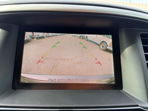 Used 2015 Nissan Pathfinder SV image 42