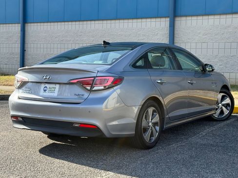 Used 2016 Hyundai Sonata Limited w/ Option Group 02 image 5