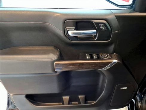 Used 2020 Chevrolet Silverado 1500 LT Trail Boss image 17