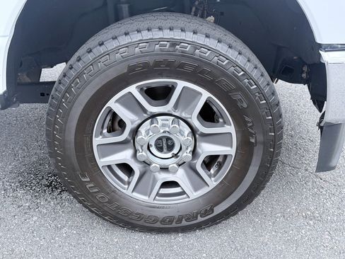 Used 2024 Ford F250 Lariat AWD/4WD image 37