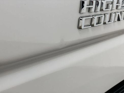 Used 2024 Chevrolet Silverado 1500 High Country w/ Technology Package image 31