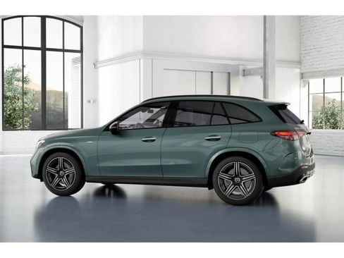 Used 2025 Mercedes-Benz GLC 350e 4MATIC image 31