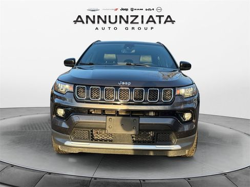 Used 2024 Jeep Compass Limited image 8