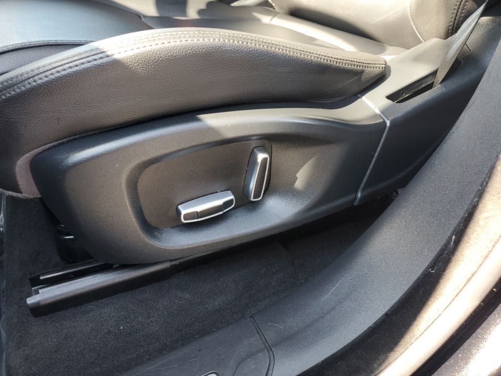 Used 2019 Jaguar F-PACE Premium AWD/4WD image 21