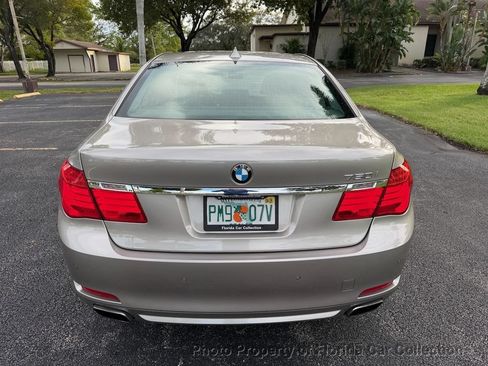 Used 2011 BMW 750i RWD image 6