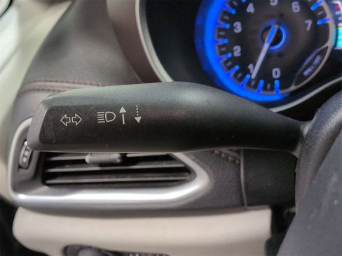 Certified 2020 Chrysler Pacifica Limited image 29