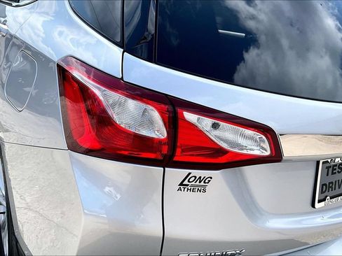 Used 2020 Chevrolet Equinox LT FWD image 25