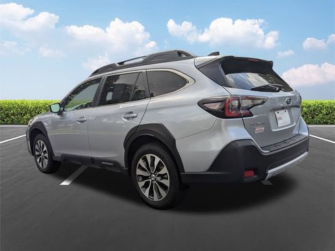 Used 2024 Subaru Outback Limited AWD/4WD image 7