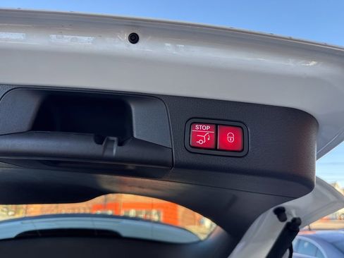 New 2026 Mercedes-Benz GLB 35 AMG 4MATIC image 29