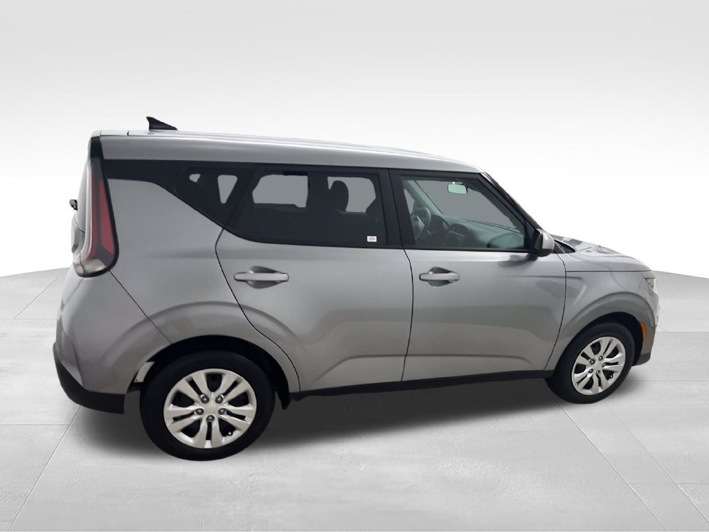 Certified 2025 Kia Soul LX FWD image 6