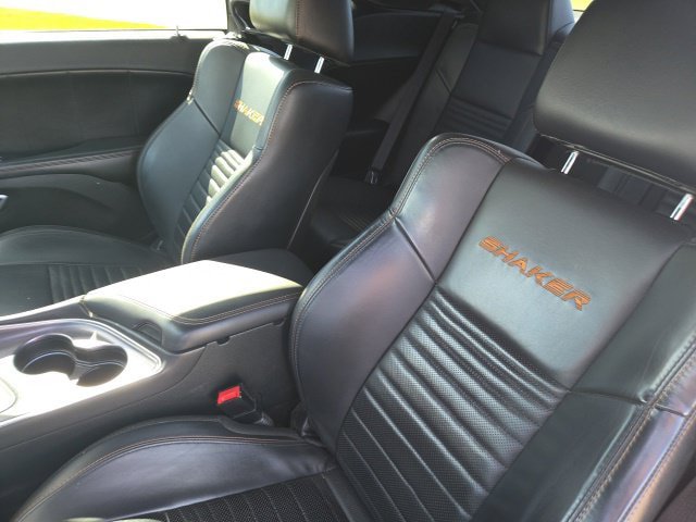 Used 2015 Dodge Challenger R/T Plus RWD image 10