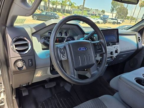 Used 2016 Ford F250 XLT w/ XLT Value Package AWD/4WD image 9