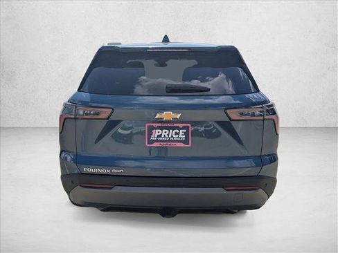 Used 2025 Chevrolet Equinox LT image 6