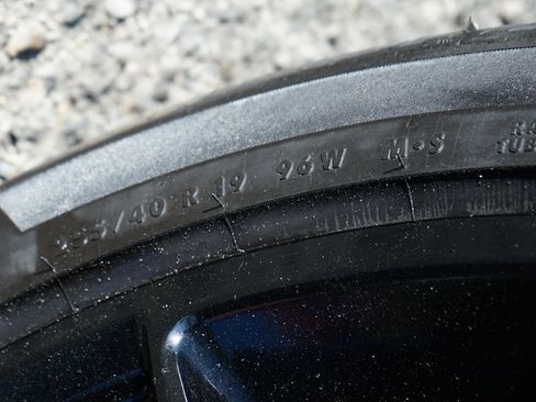 Used 2024 Ford Mustang GT Premium RWD image 39