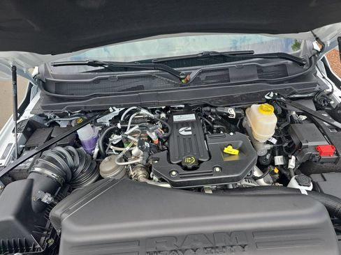 New 2026 RAM 5500 Tradesman AWD/4WD image 27
