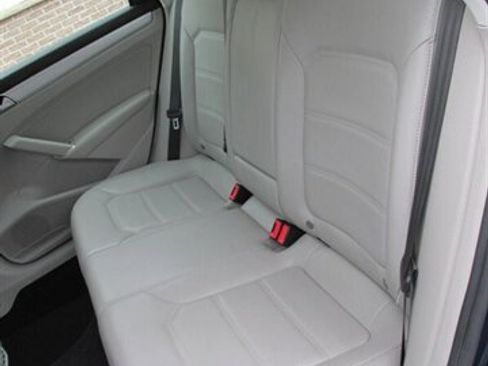 Used 2019 Volkswagen Passat 2.0T Wolfsburg image 14