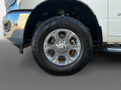 Used 2024 RAM 3500 Big Horn image 14