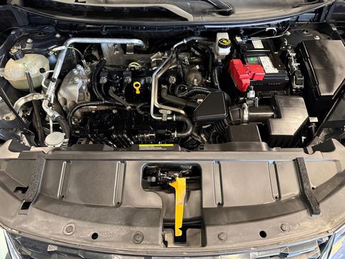 Used 2021 Nissan Rogue SV AWD/4WD image 24