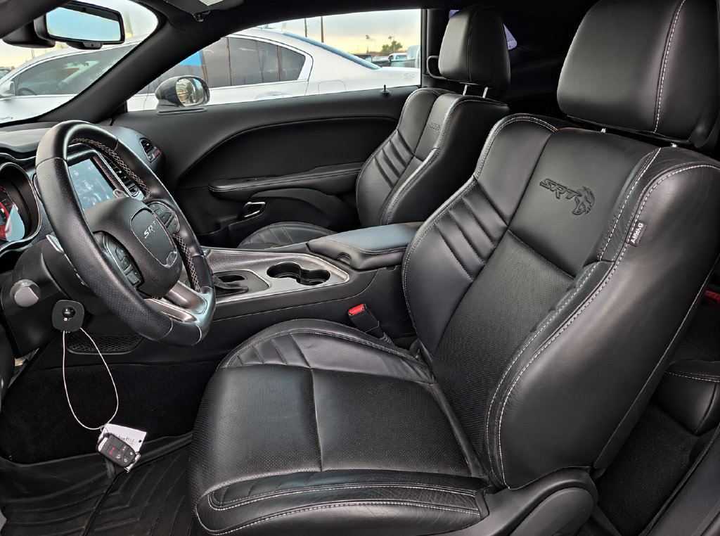 Used 2018 Dodge Challenger SRT Hellcat RWD image 8