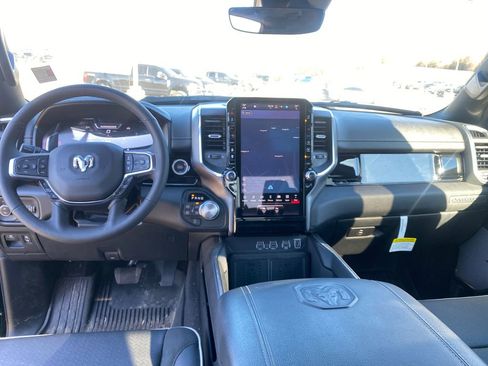 Used 2025 RAM 1500 Laramie w/ Night Edition image 14