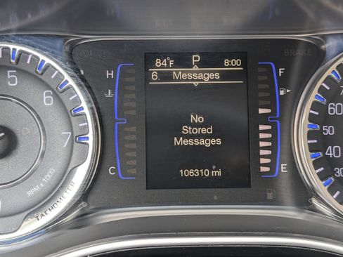 Used 2017 Chrysler 200 Limited Platinum image 19