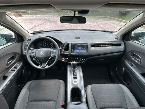 Used 2019 Honda HR-V EX image 27