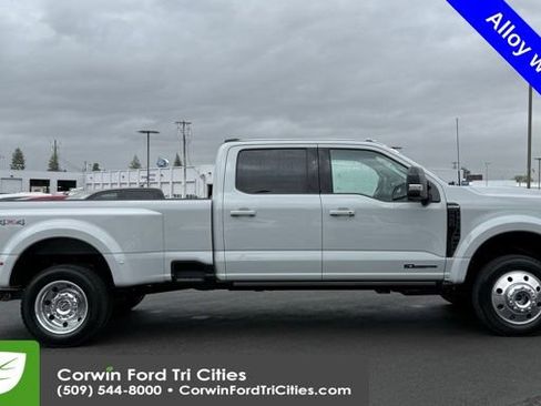 Certified 2026 Ford F450 Platinum AWD/4WD image 9