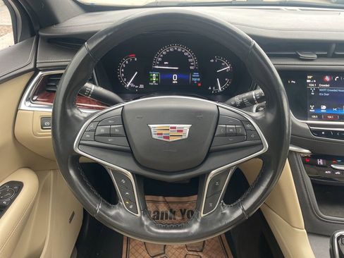 Used 2019 Cadillac XT5 Luxury AWD/4WD image 26