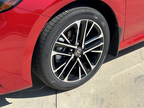 New 2026 Toyota Camry XLE image 9