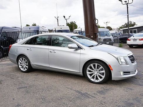 Used 2017 Cadillac XTS Luxury image 10