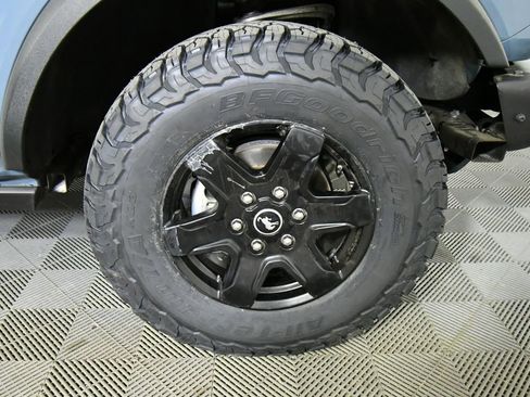 Used 2022 Ford Bronco Black Diamond AWD/4WD image 17