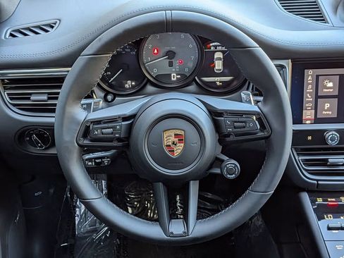 Certified 2025 Porsche Macan S AWD/4WD image 15