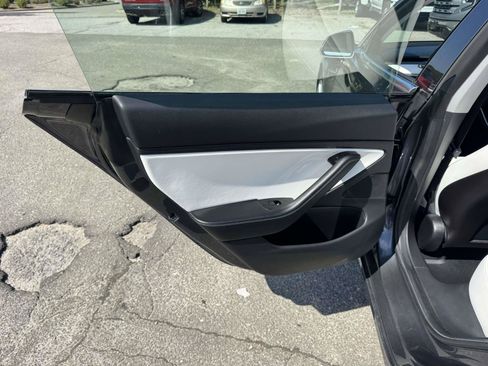 Used 2019 Tesla Model 3 Long Range AWD/4WD image 17