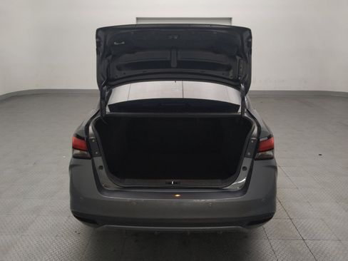 Used 2024 Nissan Versa S w/ Trunk Package FWD image 29