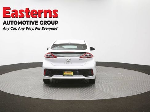 Used 2019 Hyundai Ioniq Electric FWD image 38