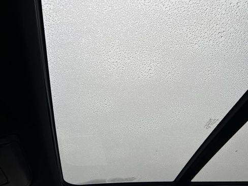 Certified 2024 GMC Yukon XL Denali image 21