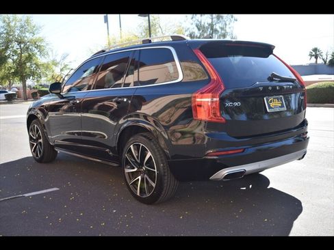Used 2019 Volvo XC90 T6 Momentum image 6