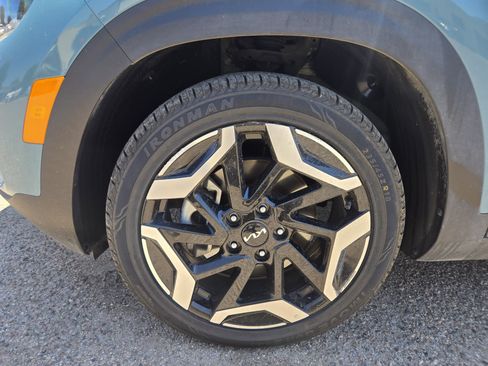 Used 2024 Kia Seltos SX w/ SX Sunroof Package AWD/4WD image 16
