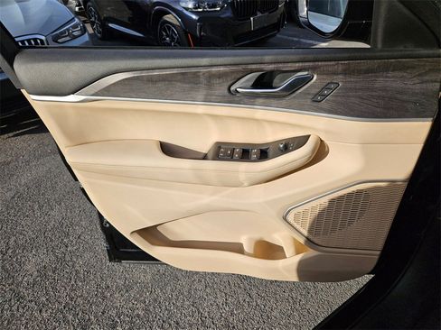 Used 2021 Jeep Grand Cherokee L Limited image 7