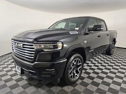 New 2026 RAM 1500 Laramie w/ Laramie Preferred Package AWD/4WD image 8