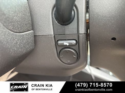 Used 2013 Ford Explorer Limited image 22