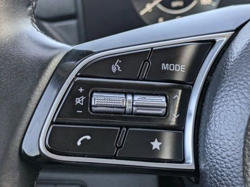 Used 2024 Kia Seltos EX image 22